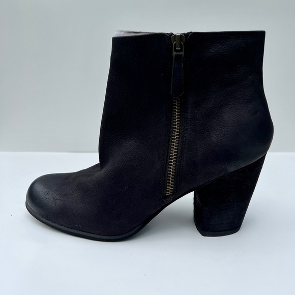 NWT BP Nordstrom Trolley Ankle Booties - Sizes 8.5W or 9W - Picture 11 of 12